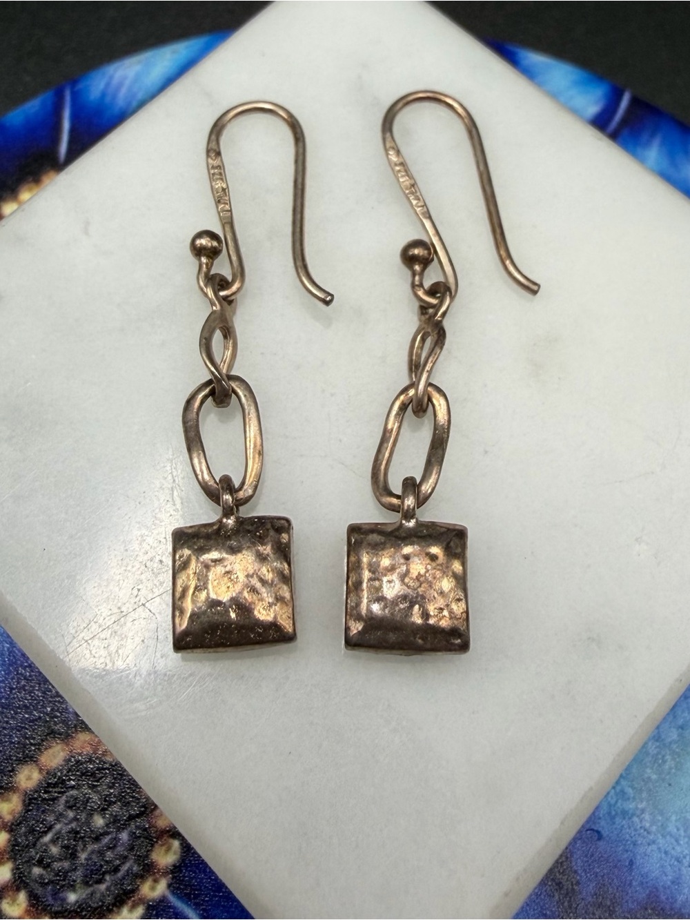 Retired Silpada Hammered 925 Sterling Silver Square Pillow Dangle Earrings #580